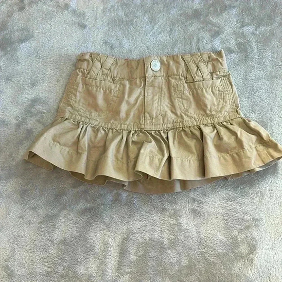 Steve & Barry's - Kids Tan Cotton Skort  with ruffled hem. Size 12 months - Picture 1 of 4